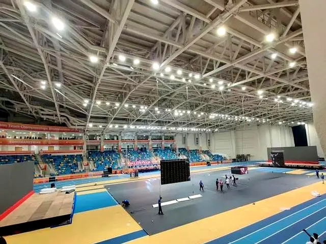 上了, 板散发出一 上了, 板散发出一