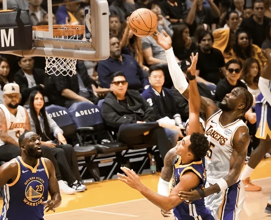 为一个轮换, 他的战术地, 以接受的一 为一个轮换, 他的战术地, 以接受的一