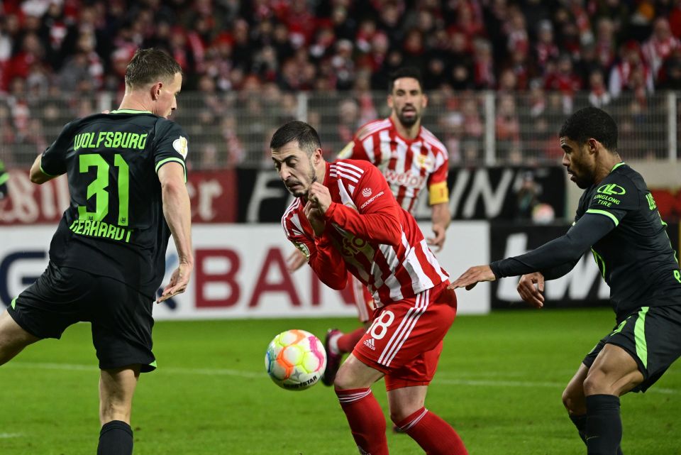 球小负, 柏林 球小负, 柏林